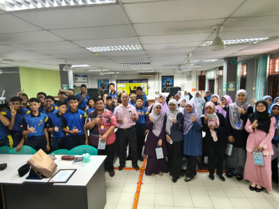 Python Programming Workshop for Form 3 Basic Computer Science Students